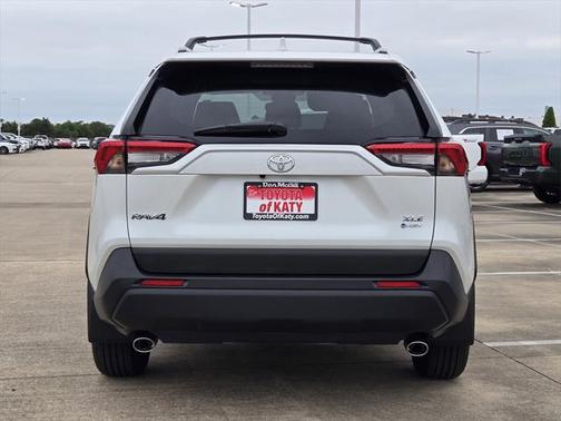 2025 Toyota RAV4 Hybrid XLE Premium