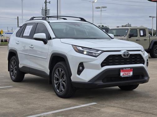 2025 Toyota RAV4 Hybrid XLE Premium