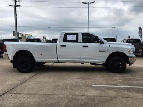 2018 RAM 3500 Tradesman Crew Cab 4x4 8' Box