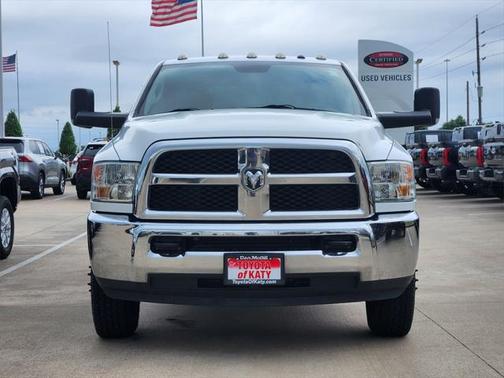 2018 RAM 3500 Tradesman Crew Cab 4x4 8' Box