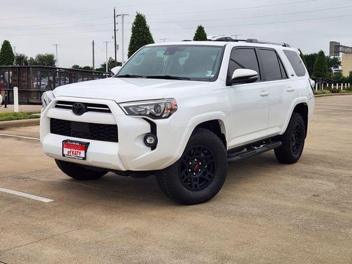 Ice Cap 2024 Toyota 4Runner SR5 Premium