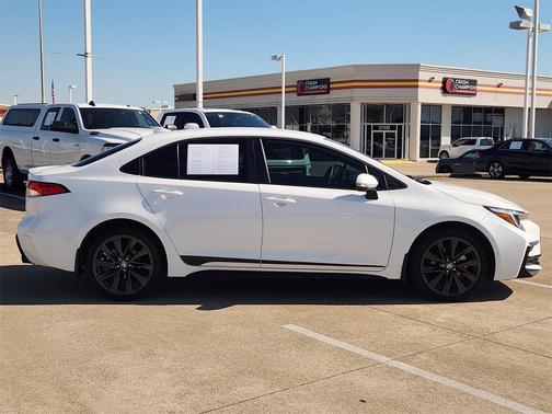 2024 Toyota Corolla SE