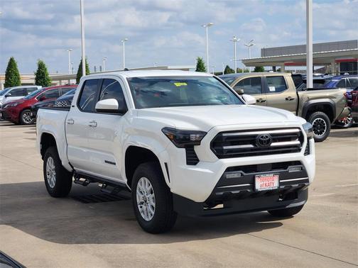 2025 Toyota Tacoma SR5