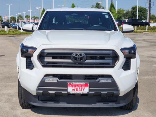 2024 Toyota Tacoma SR5