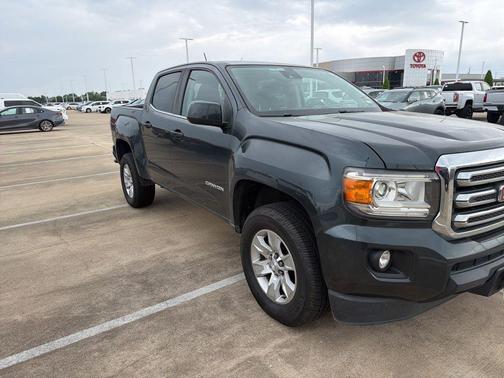 Dark Slate Metallic 2017 GMC Canyon SLE