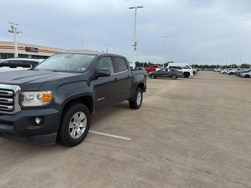 Dark Slate Metallic 2017 GMC Canyon SLE