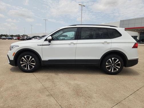 Pure White 2024 Volkswagen Tiguan 2.0T S