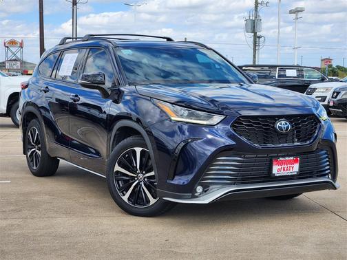 2022 Toyota Highlander XSE