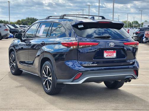 2022 Toyota Highlander XSE