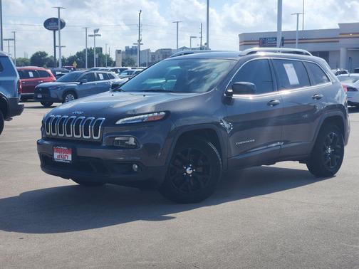 Granite Crystal Metallic Clearcoat 2018 Jeep Cherokee Latitude Plus