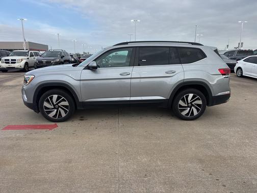 2025 Volkswagen Atlas 2.0T SE w/Technology 4MOTION