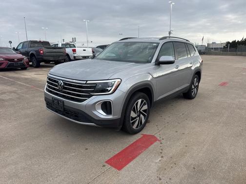 2025 Volkswagen Atlas 2.0T SE w/Technology 4MOTION