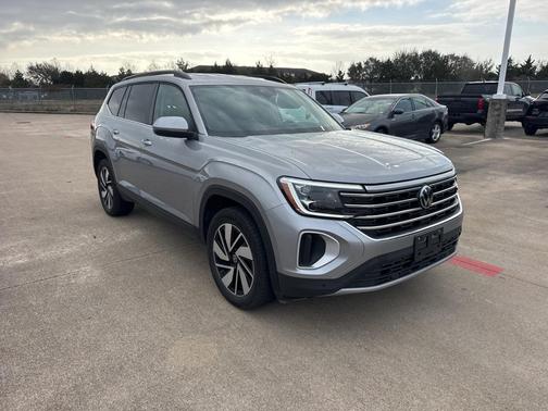 2025 Volkswagen Atlas 2.0T SE w/Technology 4MOTION