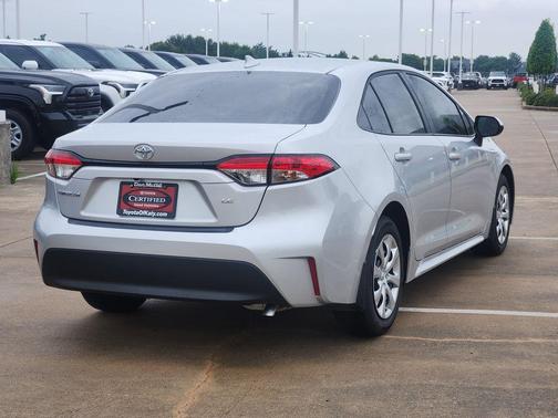 Classic Silver Metallic 2026 Toyota Corolla LE