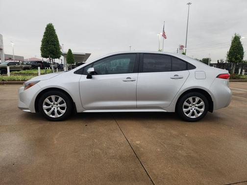 Classic Silver Metallic 2026 Toyota Corolla LE