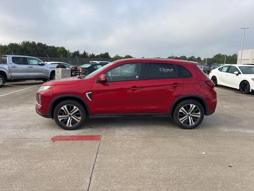 2025 Mitsubishi Outlander Sport SE