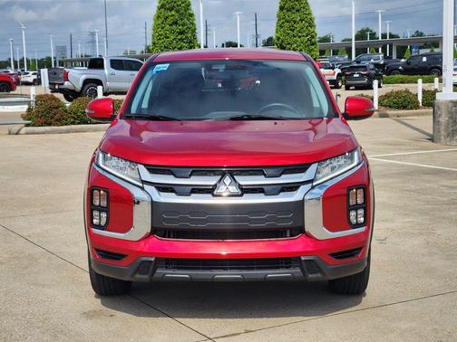 2025 Mitsubishi Outlander Sport SE