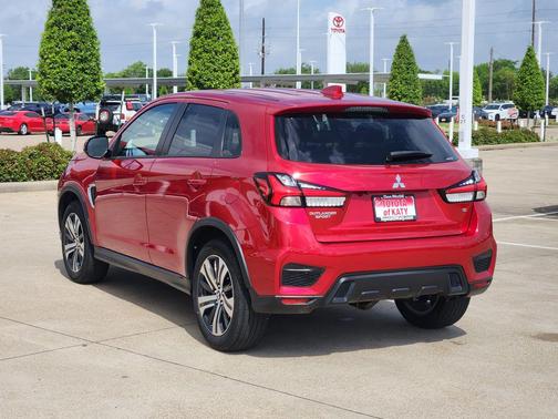 2025 Mitsubishi Outlander Sport SE