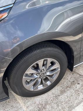 2025 Toyota Sienna LE