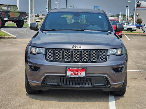 2018 Jeep Grand Cherokee Altitude