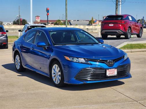 2019 Toyota Camry LE