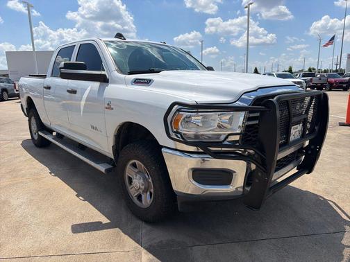 Bright White Clearcoat 2021 RAM 2500 Tradesman Crew Cab 4x4 6'4' Box