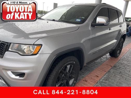 Photo 3 of 15 of 2019 Jeep Grand Cherokee Limited