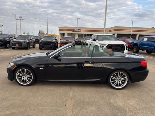 Black Sapphire Metallic 2011 BMW 328 328i