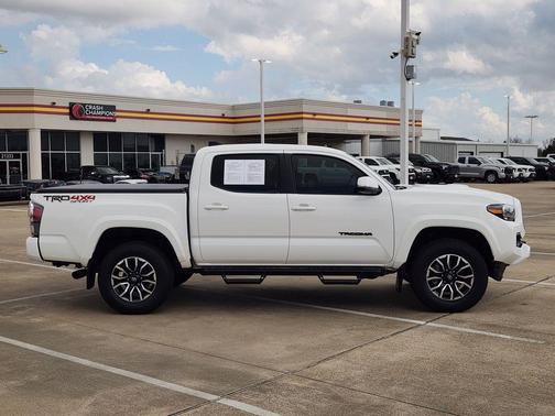 2023 Toyota Tacoma TRD Sport