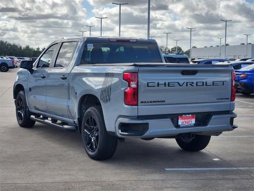 2024 Chevrolet Silverado 1500 Custom
