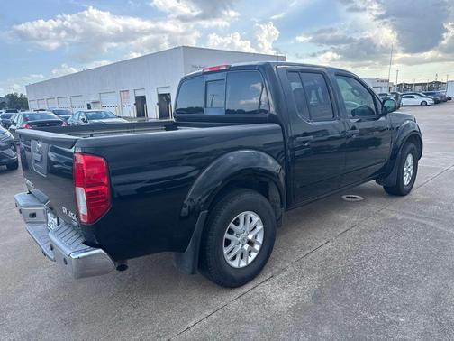 Magnetic Black 2018 Nissan Frontier SV