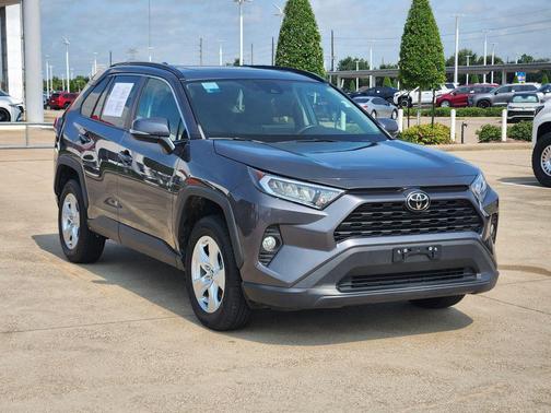 Magnetic Gray Metallic 2021 Toyota RAV4 XLE
