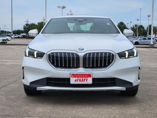 2024 BMW 530 i xDrive
