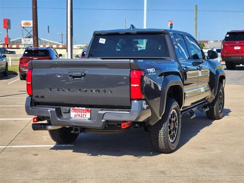 2025 Toyota Tacoma TRD Off-Road