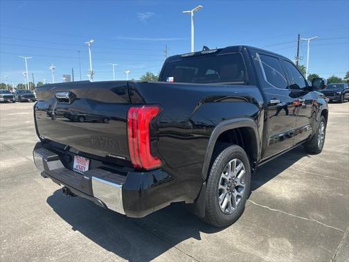 2025 Toyota Tundra Hybrid 1794 Edition