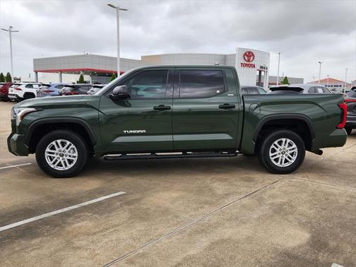 2022 Toyota Tundra SR5