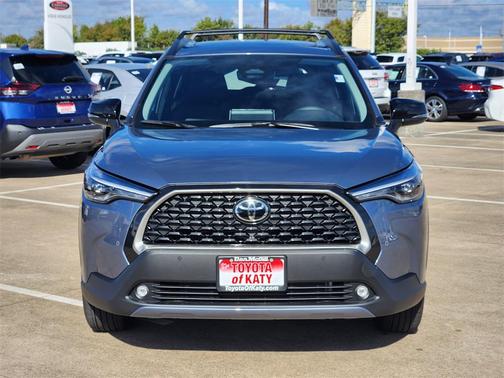 2025 Toyota Corolla Cross XLE