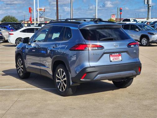 2025 Toyota Corolla Cross XLE