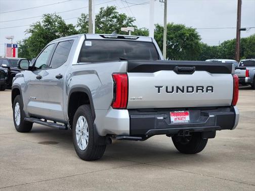 2024 Toyota Tundra SR5