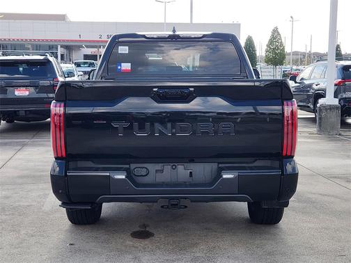 2025 Toyota Tundra Platinum