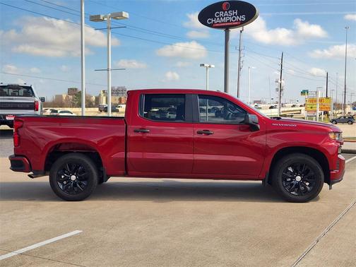 2022 Chevrolet Silverado 1500 Custom
