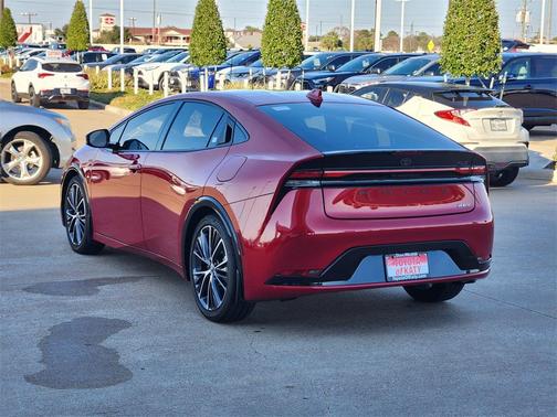 2024 Toyota Prius XLE