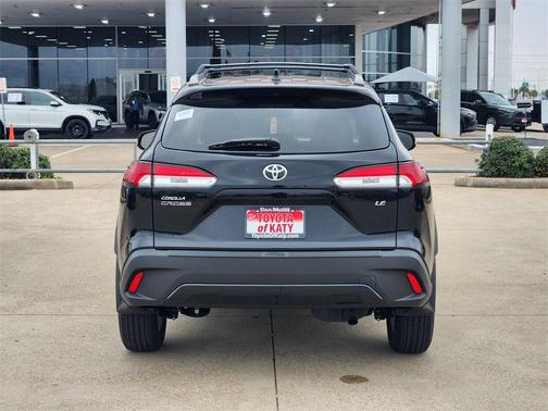 2025 Toyota Corolla Cross LE