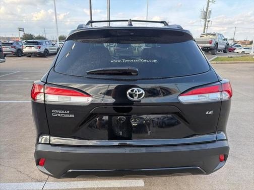 2025 Toyota Corolla Cross LE