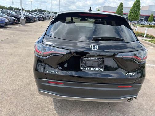 Crystal Black Pearl 2025 Honda HR-V 2WD Sport
