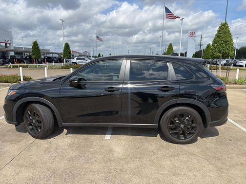 Crystal Black Pearl 2025 Honda HR-V 2WD Sport