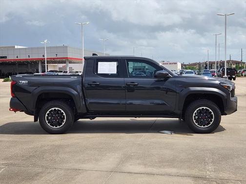 2024 Toyota Tacoma TRD Off Road