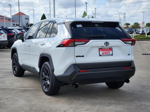2025 Toyota RAV4 LE
