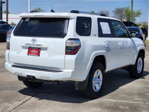 2024 Toyota 4Runner SR5