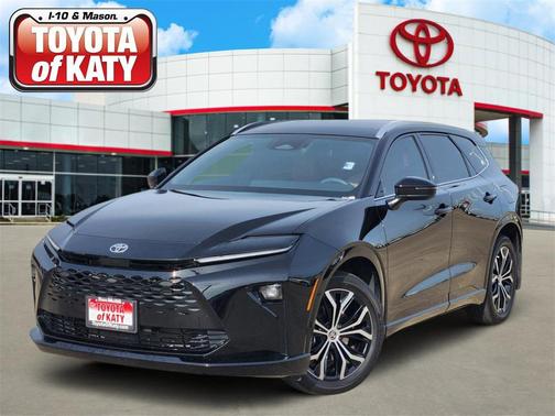 2025 Toyota Crown Signia XLE